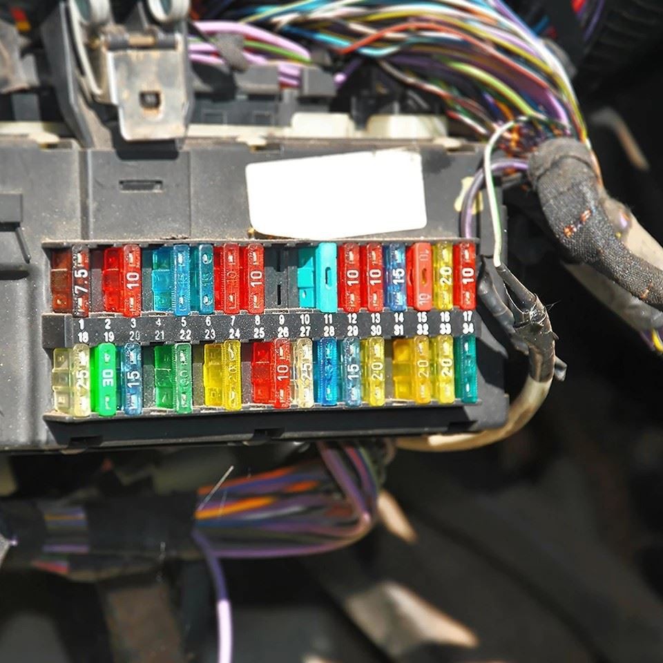 yellow auto fuse